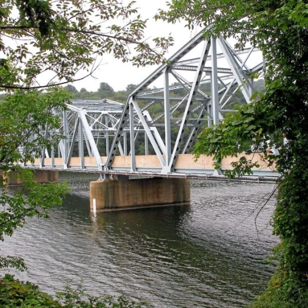 Hair-Salon-Brookfield-ct-trixies-salon-and-color-bar-BrookFieldBridge