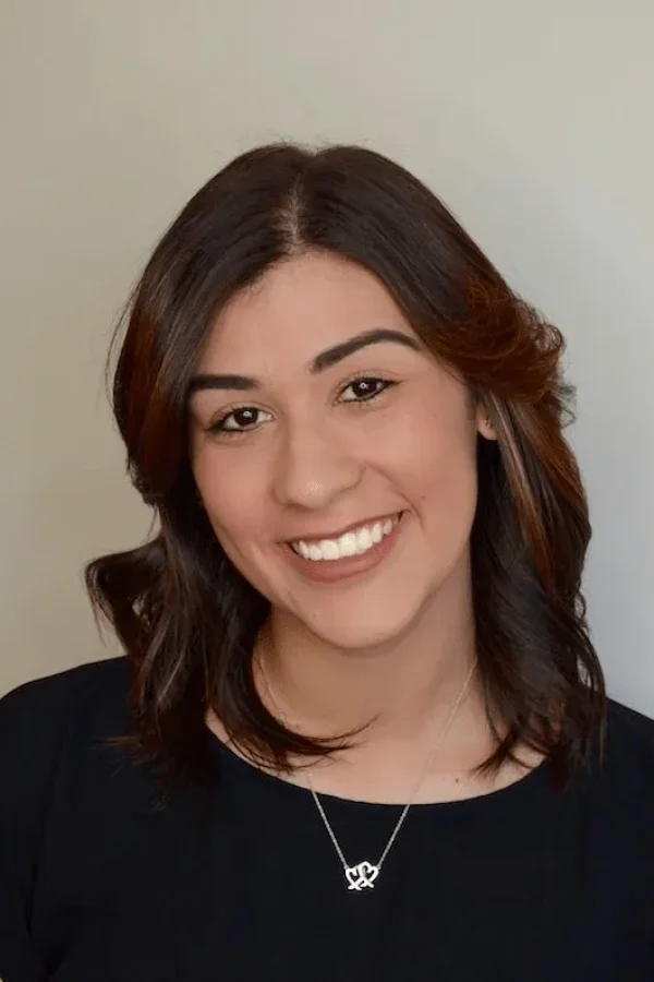 Nicole Toouched-min-1200x795-1920w